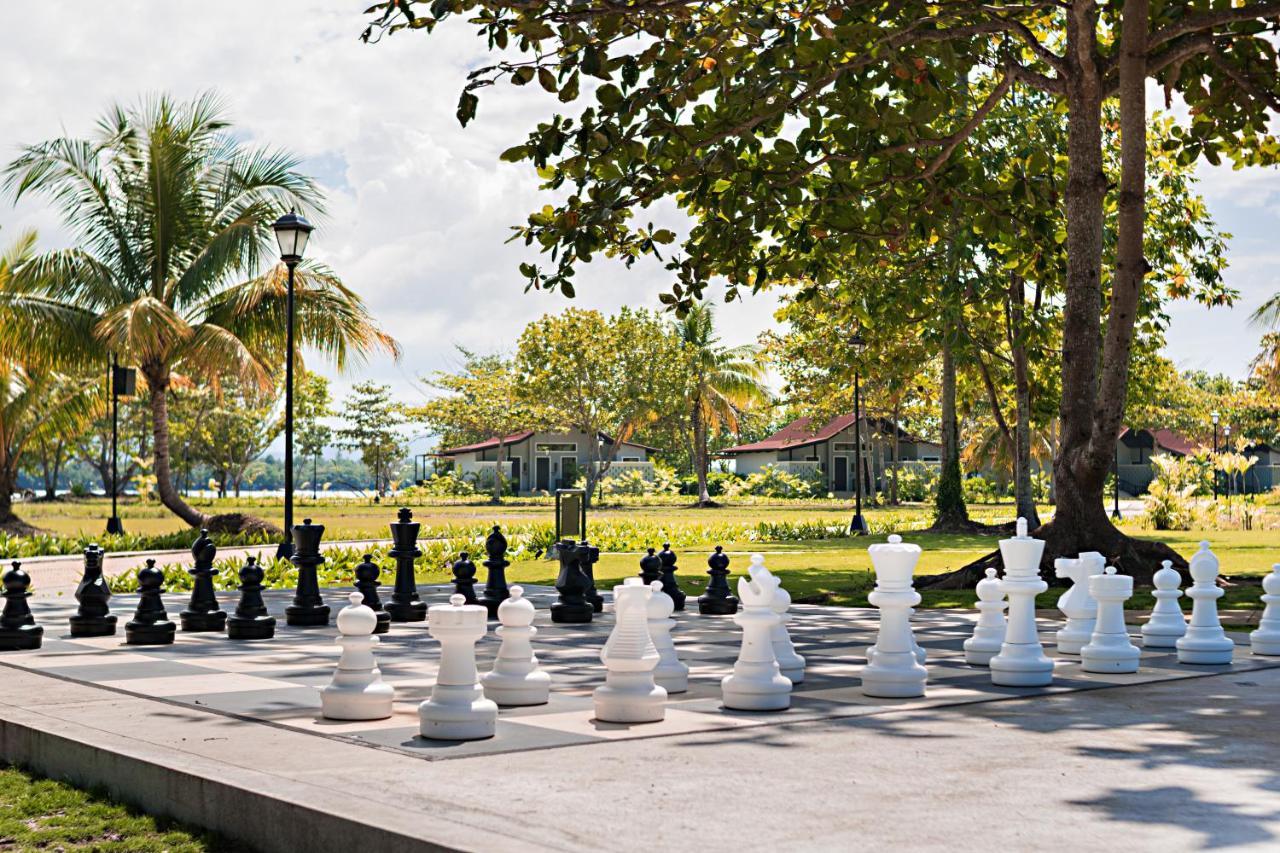 Dusit Thani Lubi Plantation Resort Mabini  Exterior photo